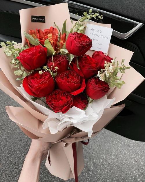 520玫瑰最新爆料,幕后故事与情感真相大曝光 第3张 520玫瑰最新爆料,幕后故事与情感真相大曝光 第3张